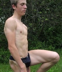 Twinks in pool 7 598720b860e5b.jpg