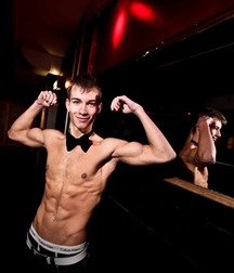 Twinks in pool 8 5989a957d366f.jpg