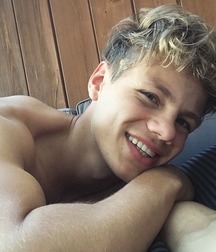 Twinks 245 5989abd0db1e8.jpg