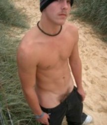 Twinks in pool 10 598a28df72c0d.jpg