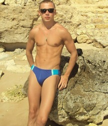 Twinks in pool 11 598ad4604451a.jpg