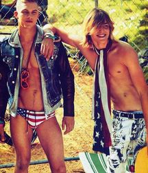 Twinks in pool 11 598ad4723ba48.jpg