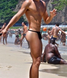 Twinks in pool 11 598ad492b725f.jpg