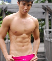 Twinks in pool 11 598ad56a44f6a.jpg