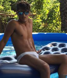 Twinks in pool 11 598ad570a33b7.jpg