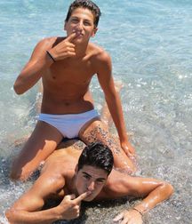 Twinks in pool 11 598ad577e7877.jpg