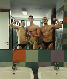 Twinks in pool 11 598ad5d50627f.jpg