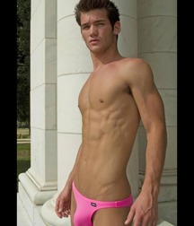 Twinks in pool 12 598cc379ba45b.jpg
