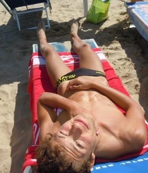 Twinks in pool 12 598cc42472eb6.jpg