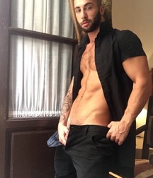 Beautiful and sexy boys 150 5993481f5af3c.jpg