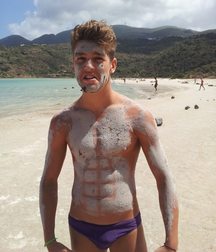 Twinks in pool 14 59934d5b5ffdc.jpg