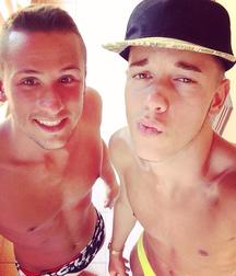 Twinks in pool 15 599415301bef5.jpg