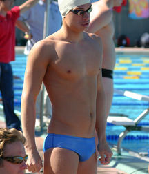Twinks in pool 15 599415beb6f31.jpg