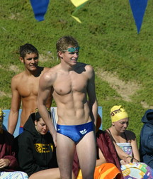 Twinks in pool 15 599415e260a9a.jpg