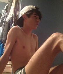 Twinks 251 59980239c9a3e.jpg