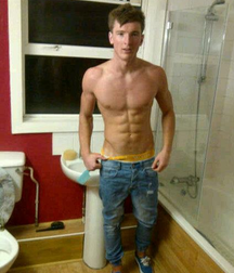 Twinks 254 599966ae21800.png
