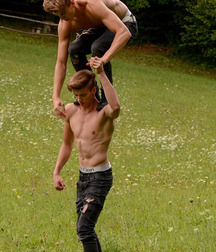 Twinks 254 5999677d2c151.jpg