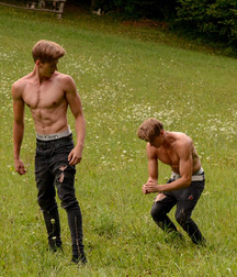 Twinks 254 59996794a0fb6.jpg