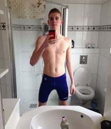 Twinks 256 599ac41d5cf48.jpg