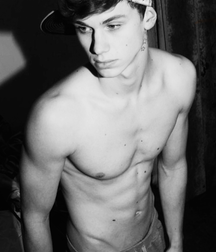 Twinks 258 599bfc847e273.png