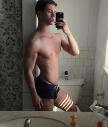 Twinks 259 599c1aa94ab7a.jpg