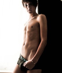 Twinks 261 599d3da564e6e.jpg