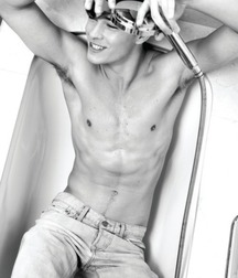 Twinks 261 599d3dd64a4b2.jpg
