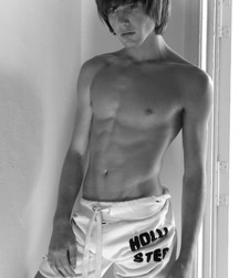 Twinks 261 599d3e41ac8b8.jpg
