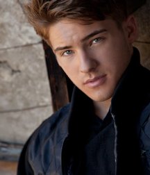 Twinks 264 599dff1ad6025.jpg