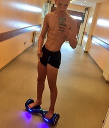 Twinks 265 59a2b1c0bbafc.jpg