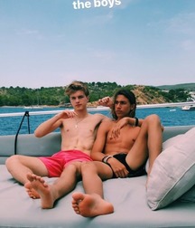 Boys's feet 69 59a3e33199651.jpg