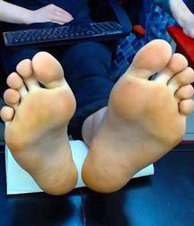 Boys's feet 69 59a3e33c0ed11.jpg