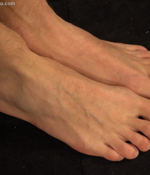 Boys's feet 71 59a3e885ca026.jpg