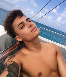 Twinks 272 59a86890918bf.jpg