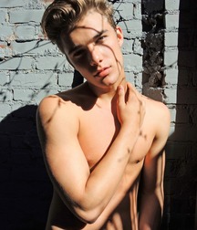 Twinks 277 59abf26692290.jpg