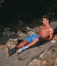 Twinks 280 59b3d525a2ce0.jpg