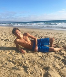 Twinks 280 59b3d54dc4ebc.jpg