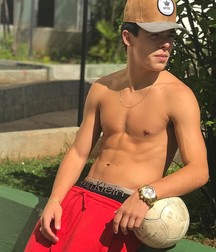 Twinks 280 59b3d5ac19942.jpg