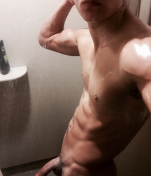 Twinks 283 59cea5282efde.jpg