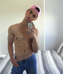 Twinks 300 59d53cca854da.jpg