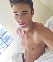 Twinks 305 59d75080439de.jpg