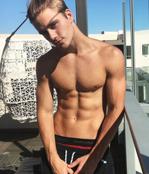 Twinks 305 59d7517c987e7.jpg
