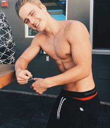 Twinks 305 59d751b05204b.jpg