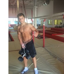 Twinks 310 59da25efaf893.jpg