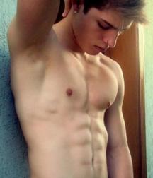 Twinks 312 59da3d0363010.jpg