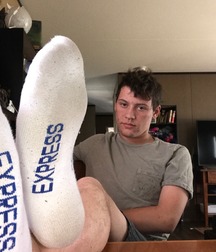 Boys's feet 74 59db355b07262.jpg