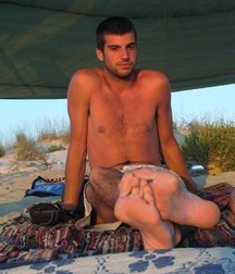 Boys's feet 76 59db3cf221d26.jpg