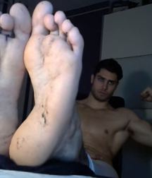 Boys's feet 76 59db3cfc98c24.jpg
