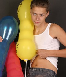 Twinks 314 59de720216773.jpg