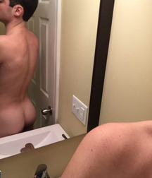 Attractive bottoms of boys 101 59de8540c2f39.jpg
